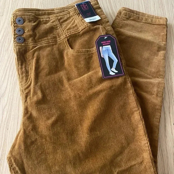 🆕NOHO Plus-Size Corduroy Corset Skinny Jeans 21🆕 - Picture 5 of 15